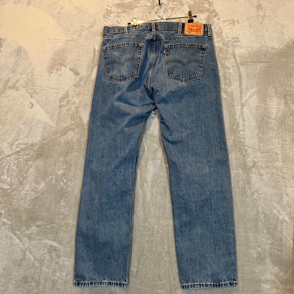 Levis 505 Jeans Mens 38x32(29) Medium Wash Regular Fit Straight Leg Causal Work - Picture 7 of 10